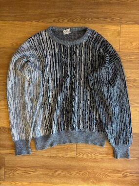 Vintage AREA USA 100% Acrylic Sweater Mens M Gray Crewneck Coogi